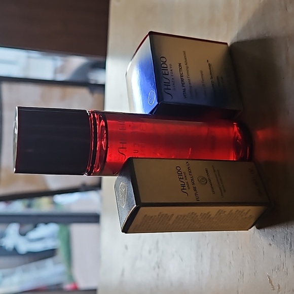 ⚡️⚡️FLASH SALE. SHISEIDO 3 SAMPLE/TRAVEL ITEMS - Picture 8 of 10